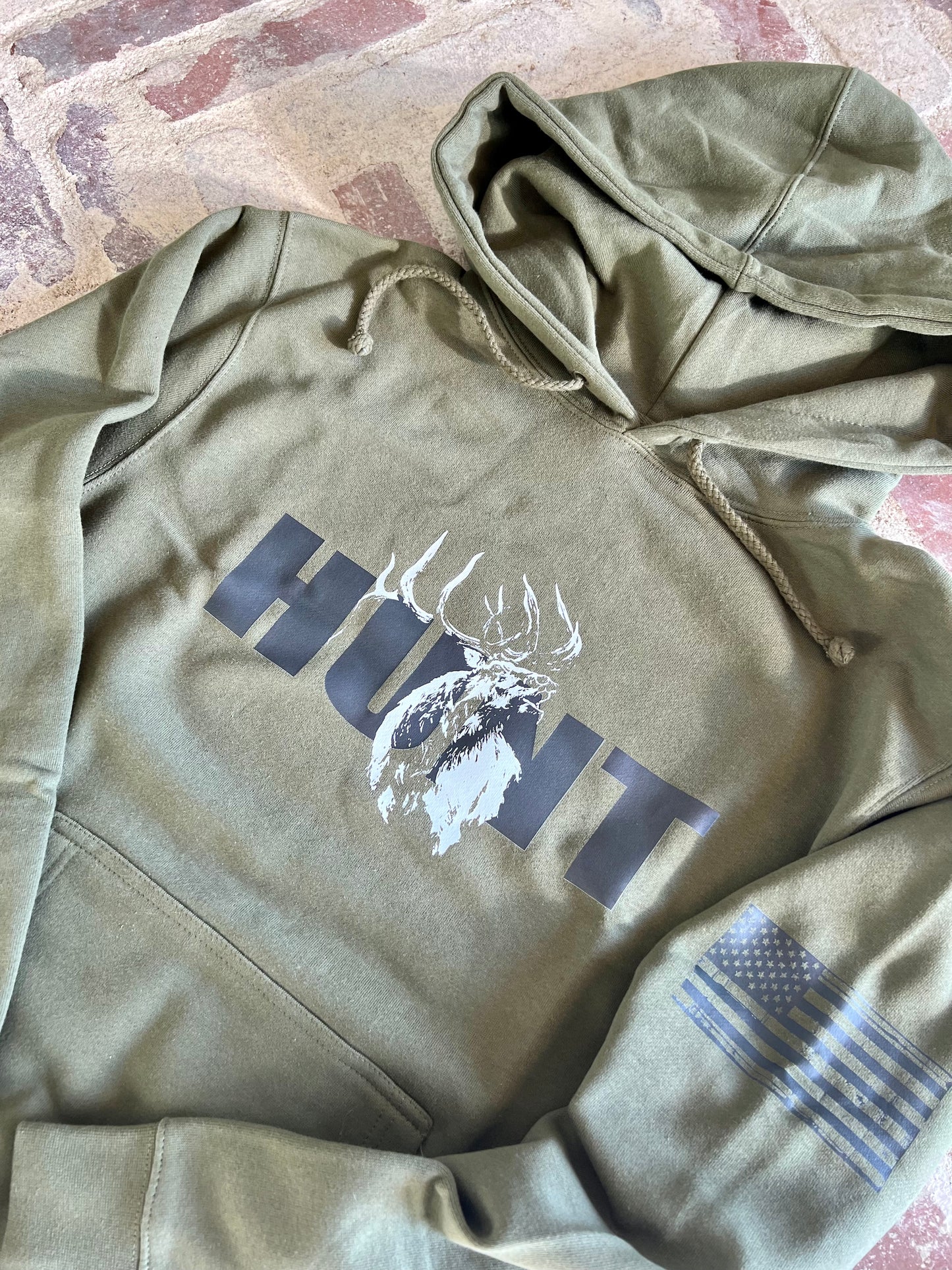 Hunt Elk Unisex Sweatshirt